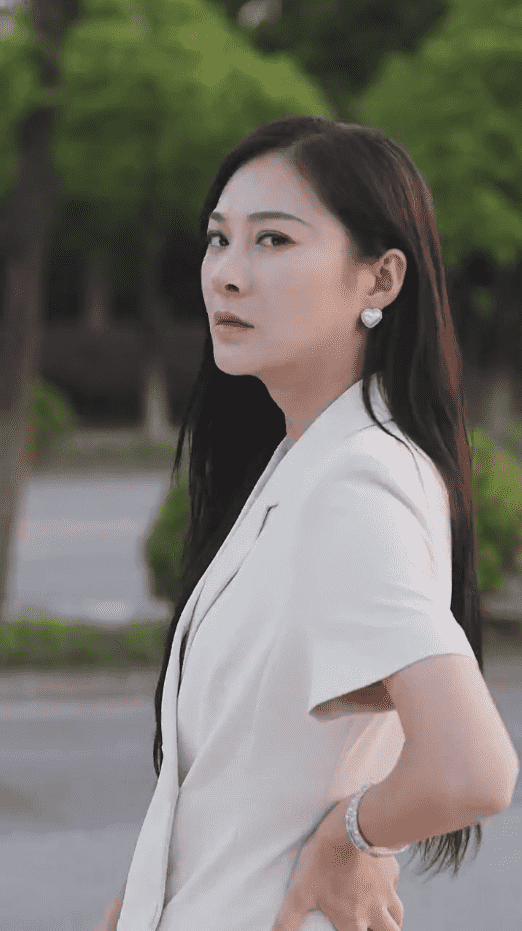丈夫的秘密 短剧版封面图
